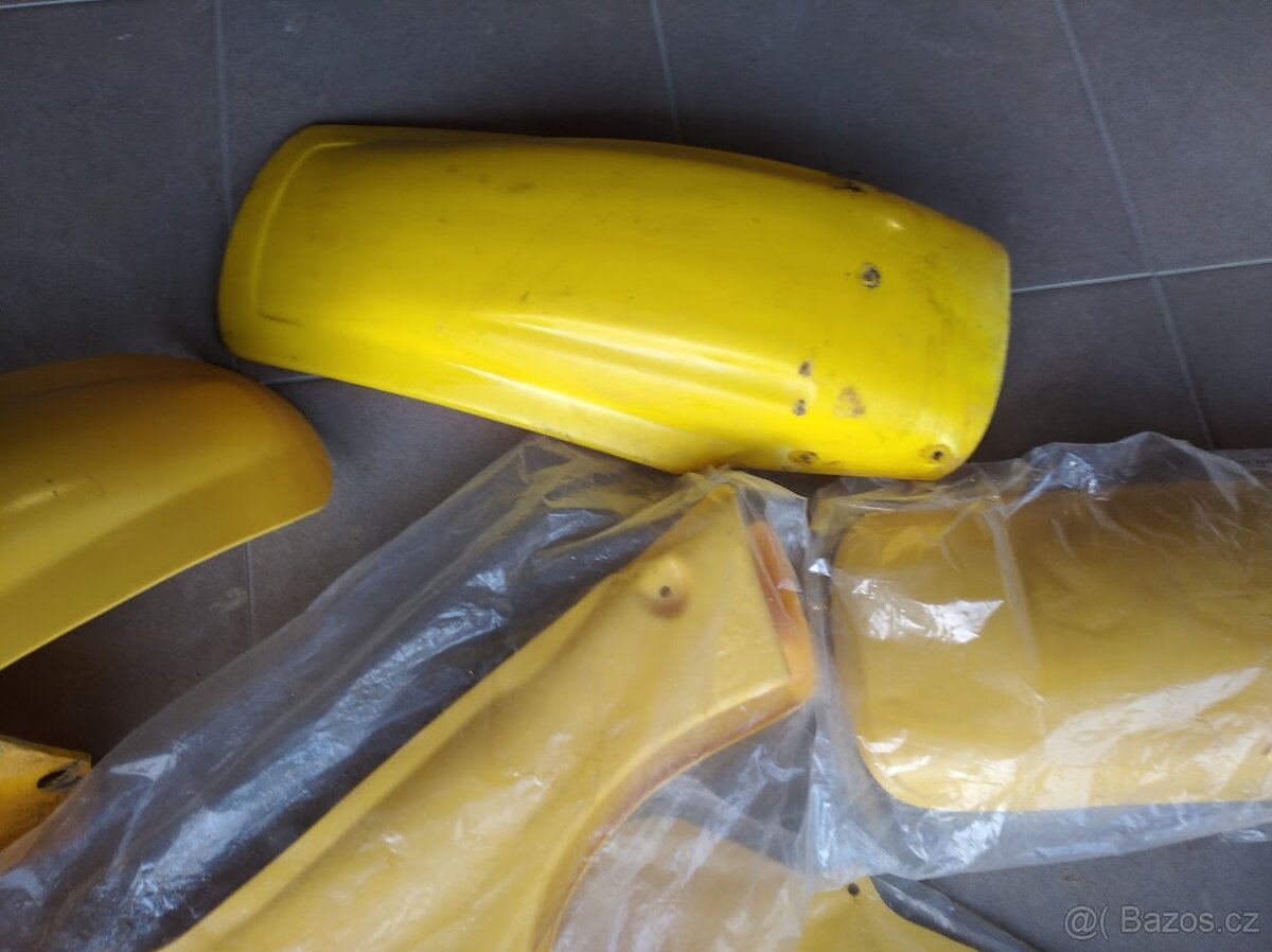 Suzuki RM500 plastové díly originál - 6