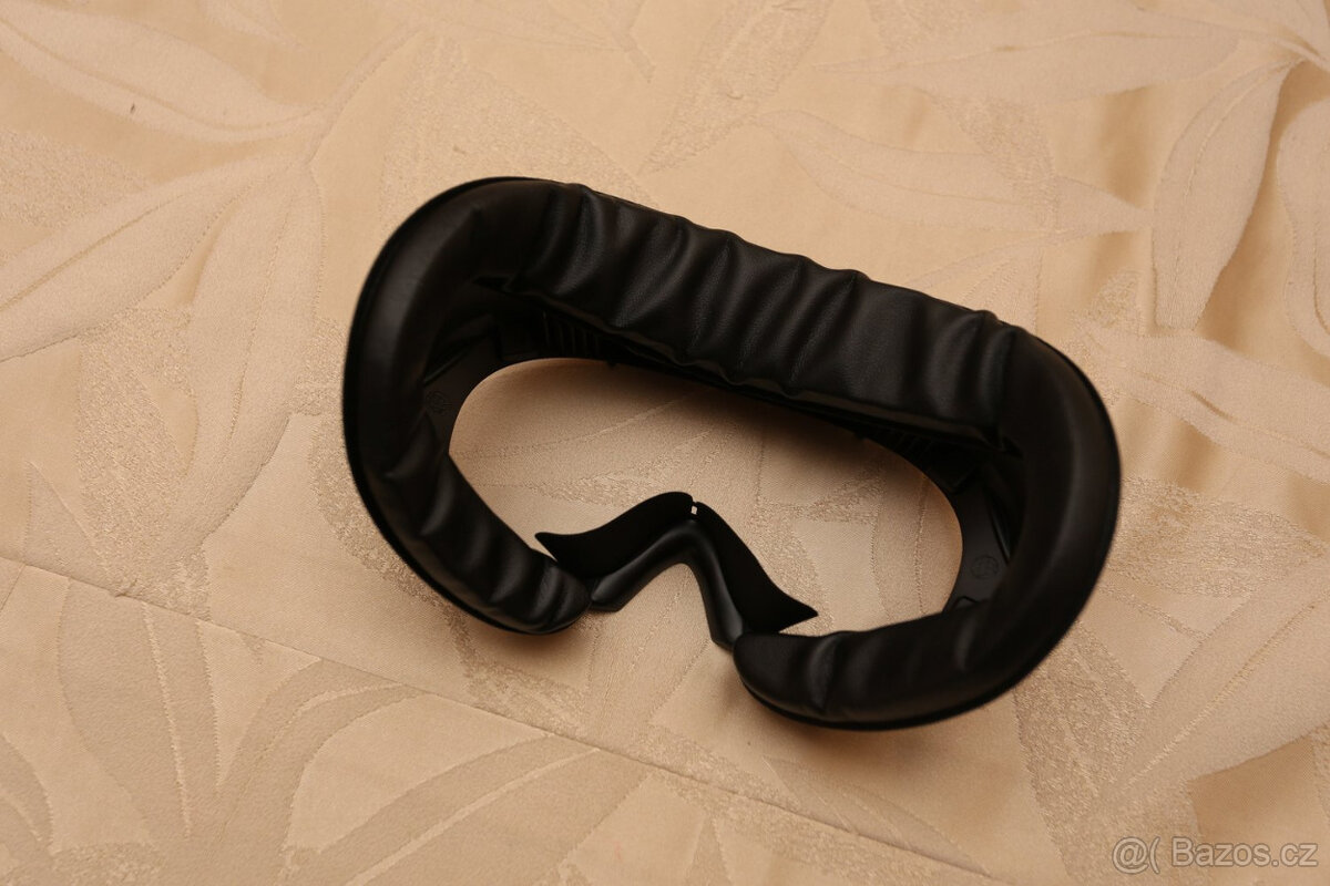 Virtuální realita Pico 4 256GB - 6