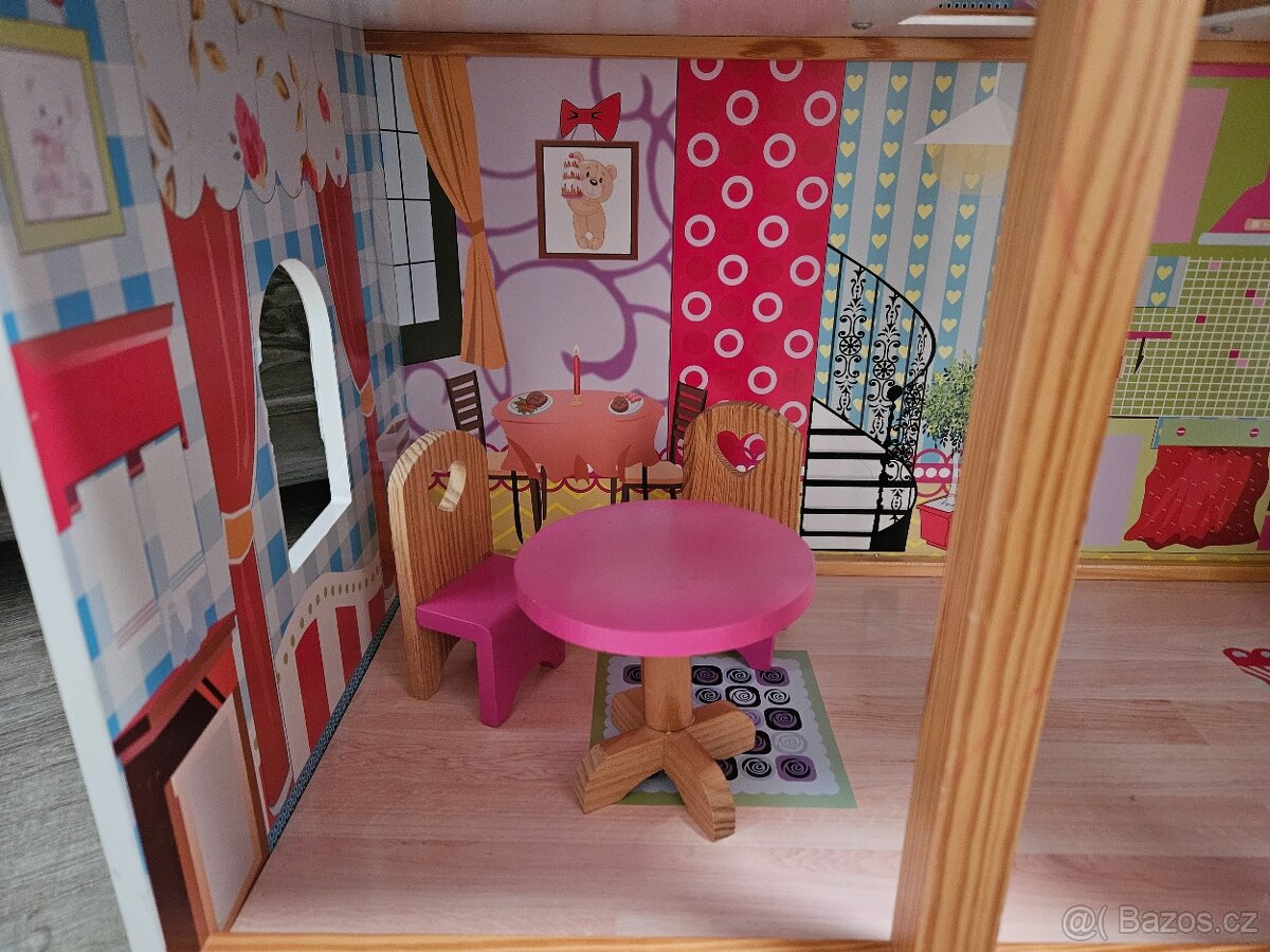 Dřevěný domeček pro panenky - 6