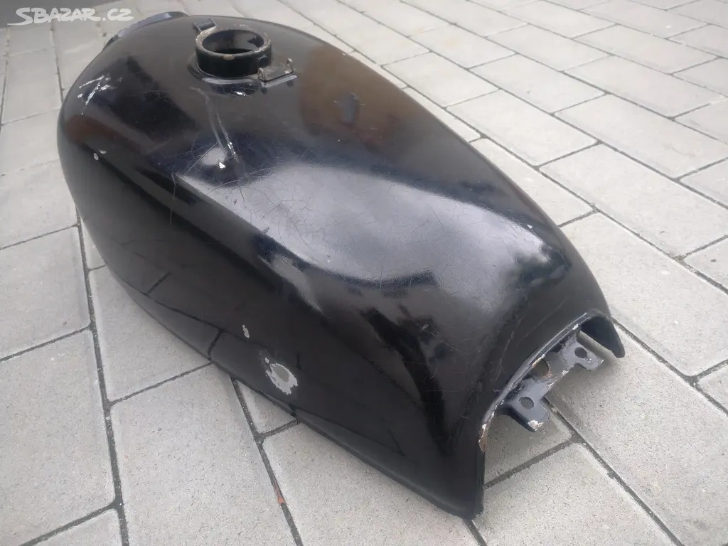 Nádrž Honda CB 250G - 6