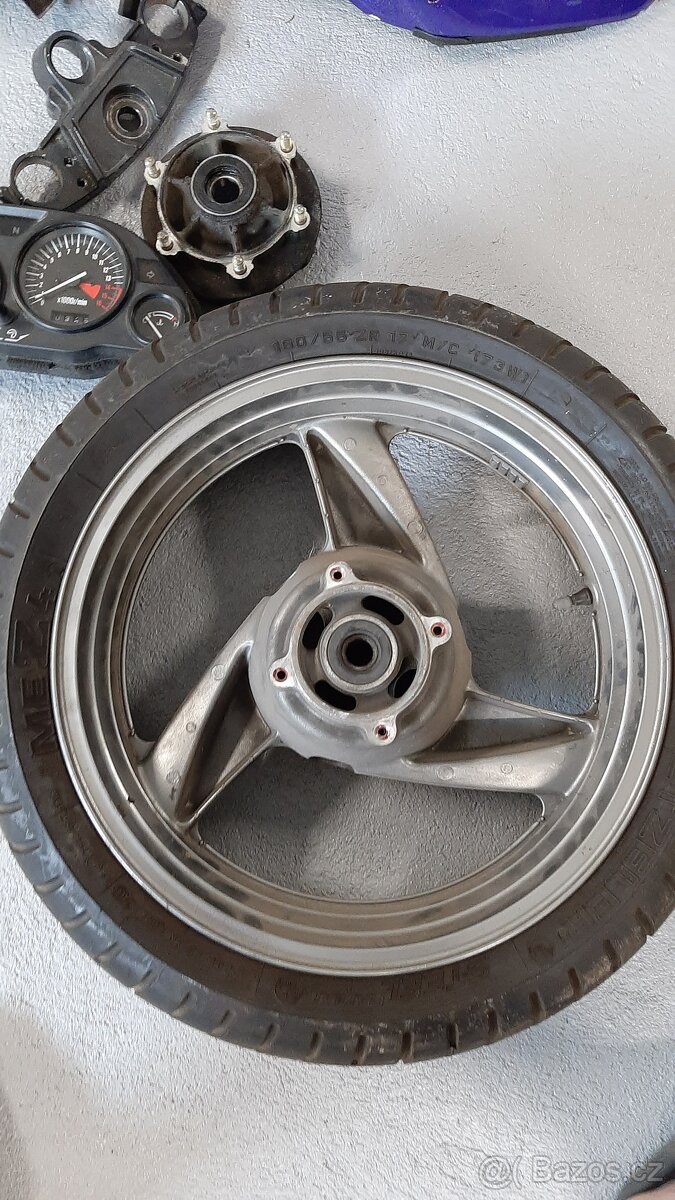 Kawasaki díly.. - 6