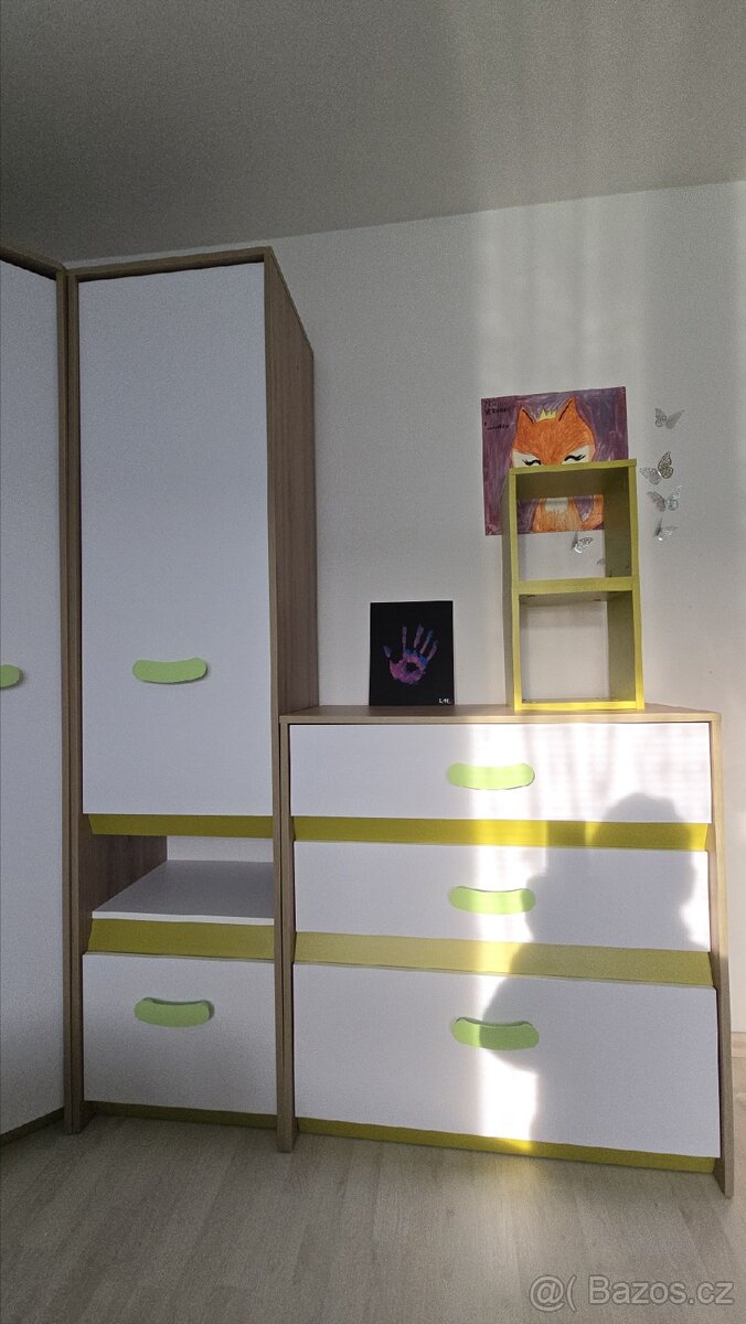 Dětská šatní skříň - 6