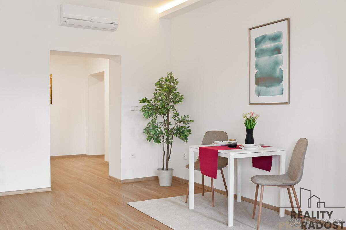 Prodej bytu 6+kk + 2 parkovací stání v Třebíči, byt 6+kk Tře - 6