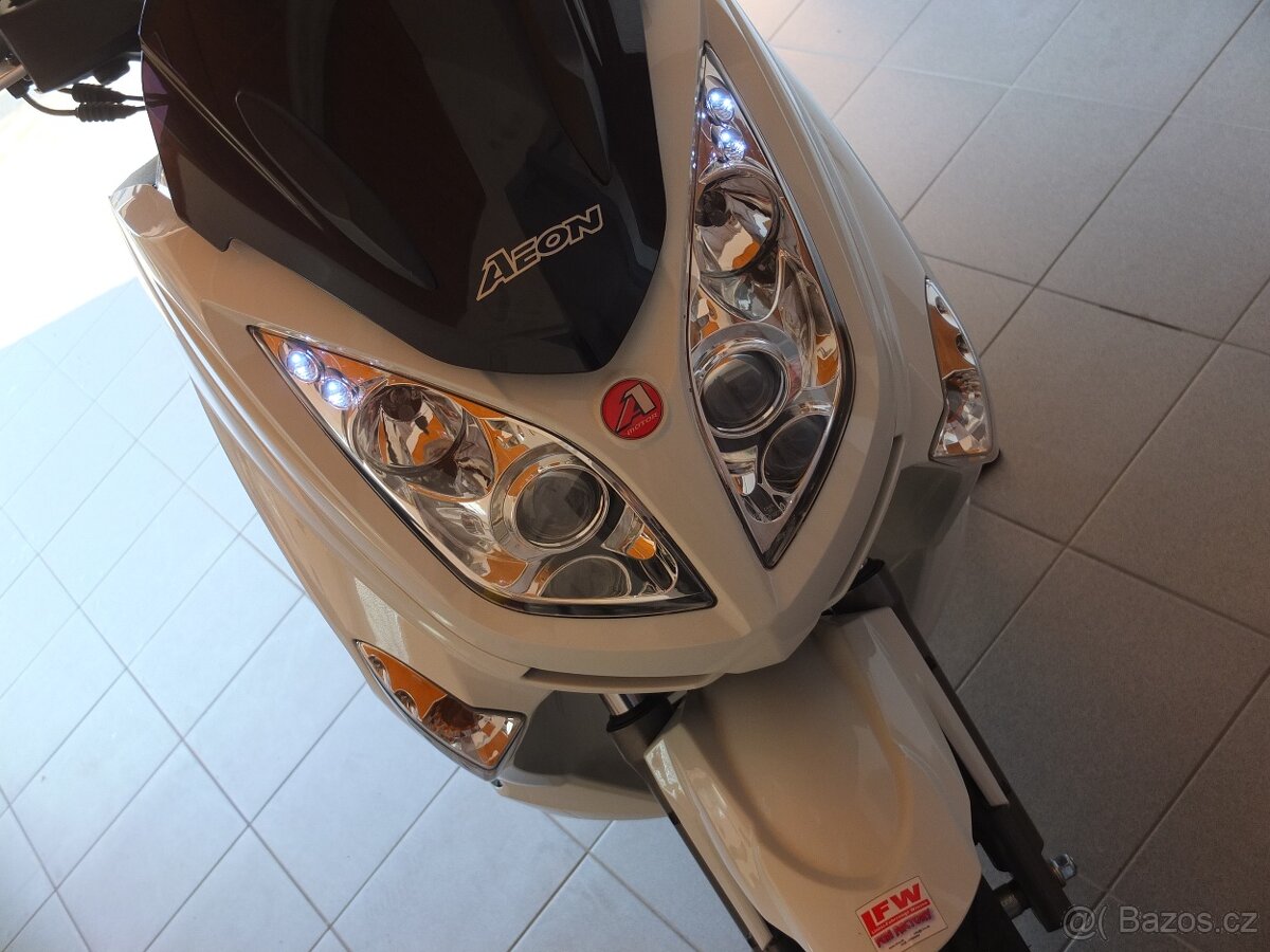 Aeon ELITE 400i MaxiSkutr--Top Stav a Top km 1500km - 6