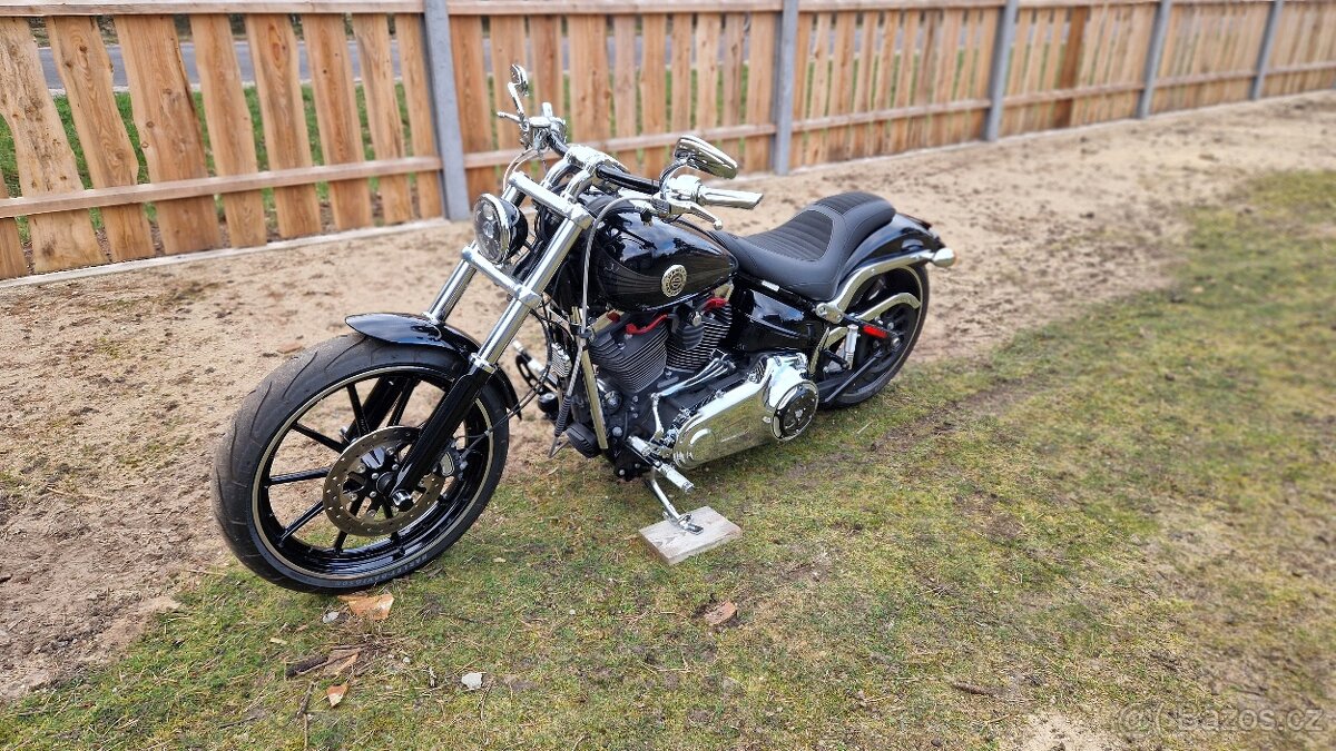 HARLEY-DAVIDSON FXSB BREAKOUT 2014 - 6