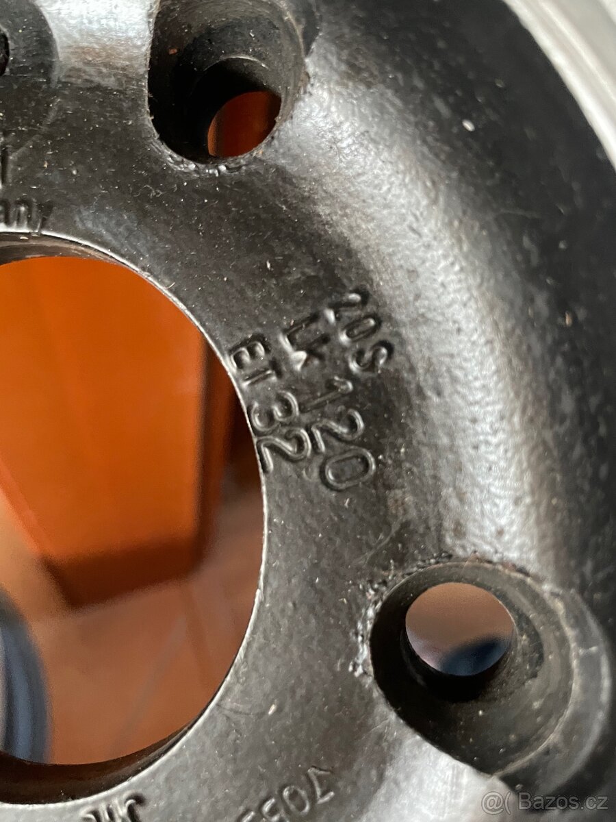 Alu kola Mti rennsport R15 5x112 a středy 5x120 - 6