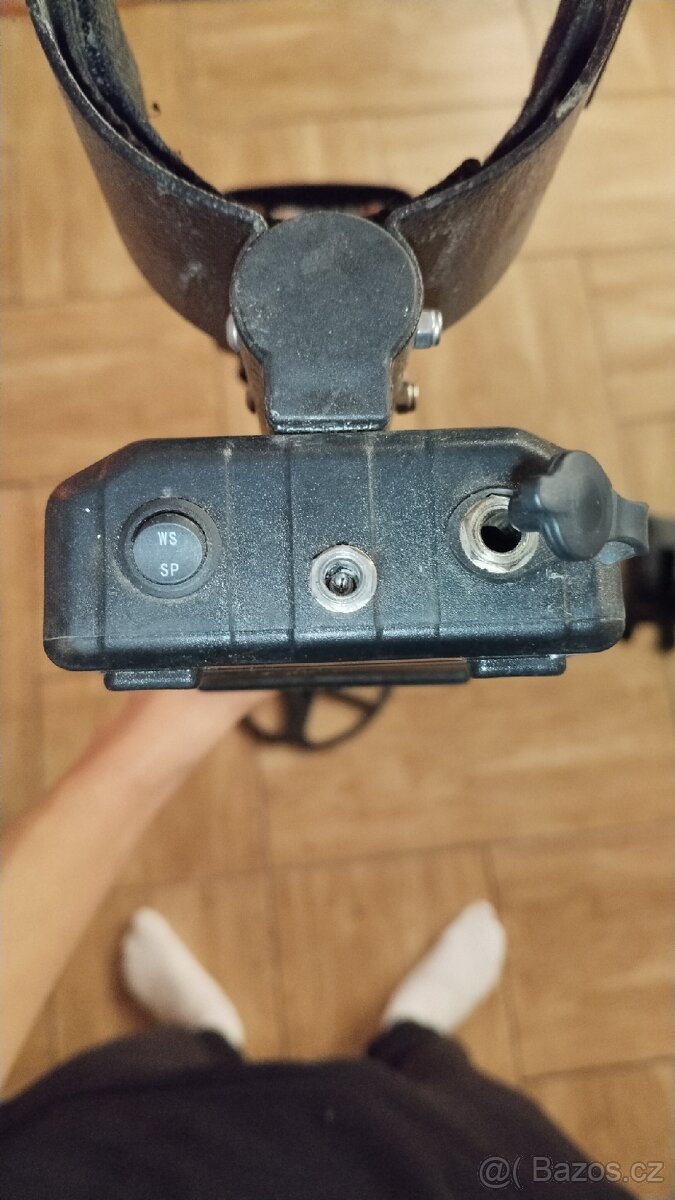 Detektor kovů a ruční detektor kovů - 6