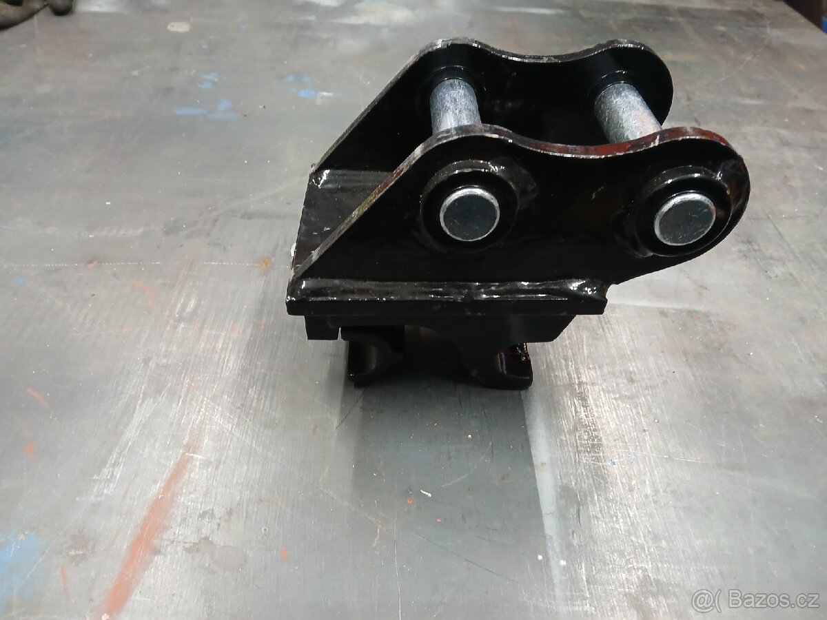 Rychloupínak pro minibagr - 6