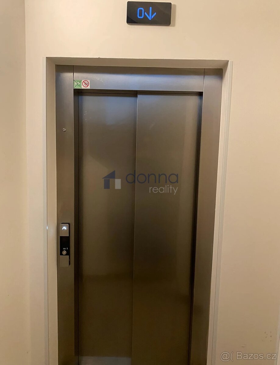 Pronájem bytu 2+kk/B, 44 m², ul. Náměstí Dr. Václava Holého, – pohled 6