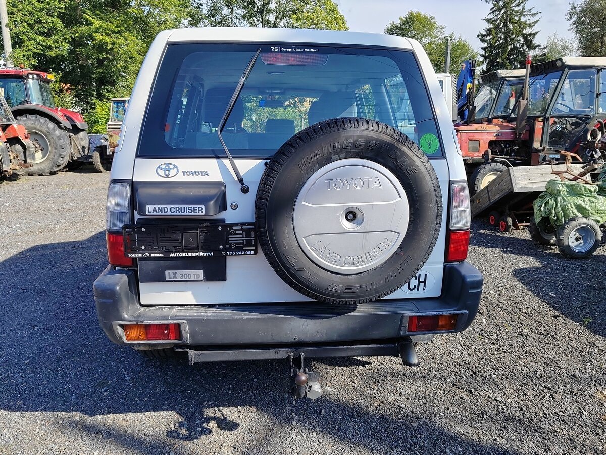 TOYOTA Land Cruiser KDJ 95 - 6