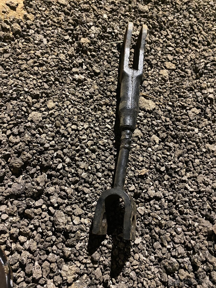 Díly zetor - 6