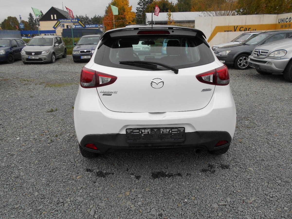 MAZDA 2 1.5 I - 6
