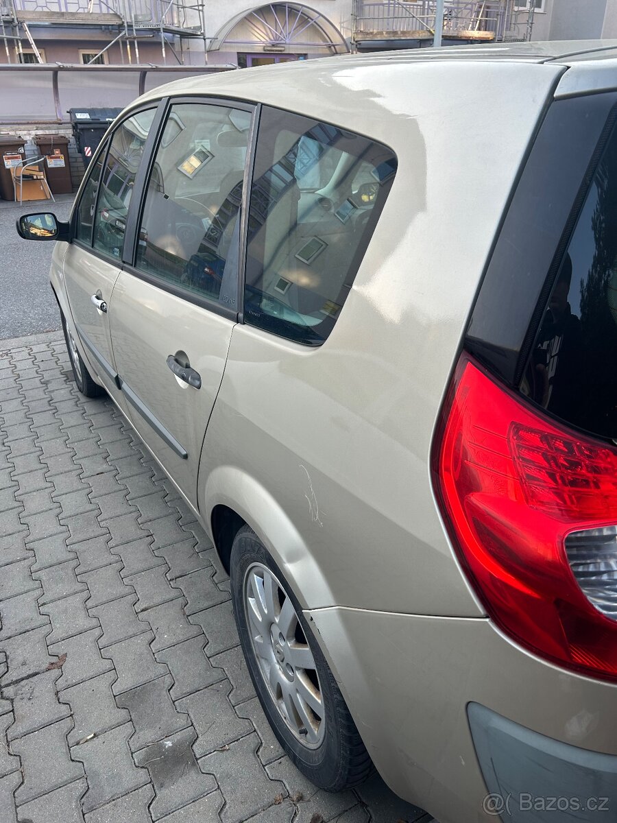 Renault Megane Scenic 1.9 tdi - 6