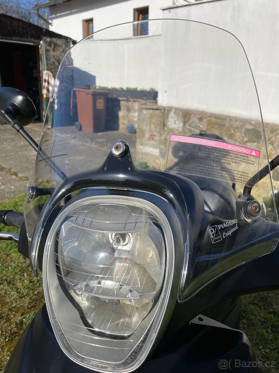 Piaggio Beverly 300 - 6