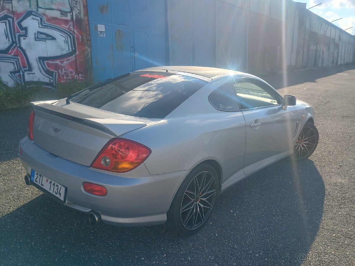 Hyundai coupe Tiburon 2.7 V6 - 6