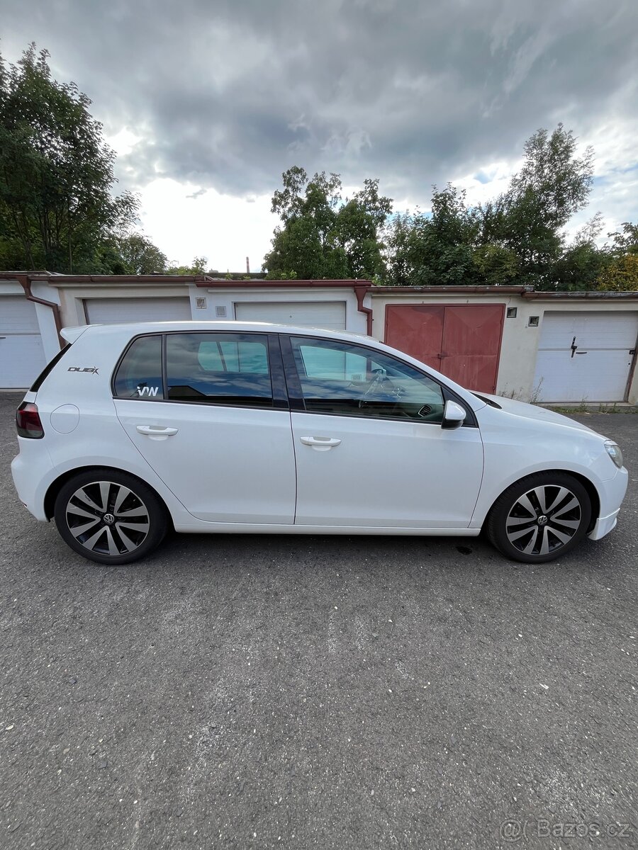 Volkswagen Golf VI 1.6 MPI - 6
