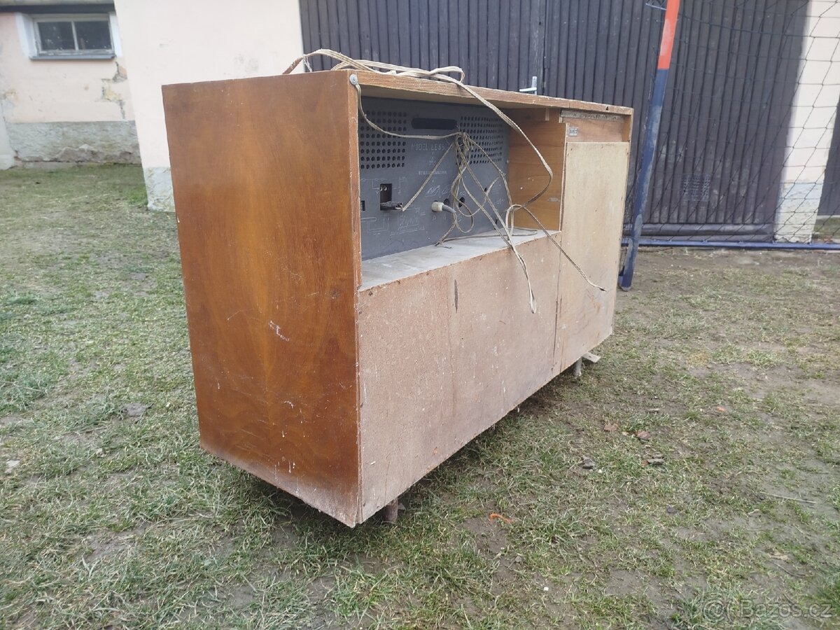 Stare radio s gramofonem - 6