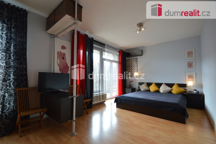 Pronájem bytu 1+kk 52 m2 zařízený balkon sklep Na Hřebenkách - 6