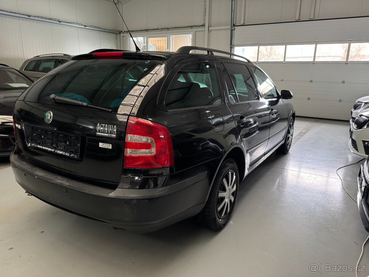 Škoda Octavia II 2.0 TDI Elegance r.v.2006 - 6