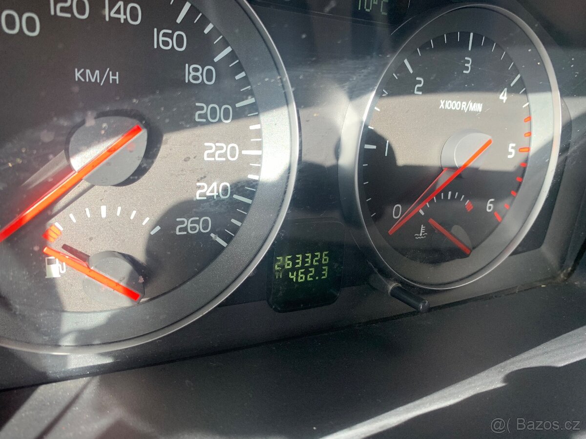 Volvo v50 2008 2.0 d 100 kw - 6