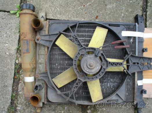 FIAT UNO LOGO DÍLY 3 DVEŘ - 6