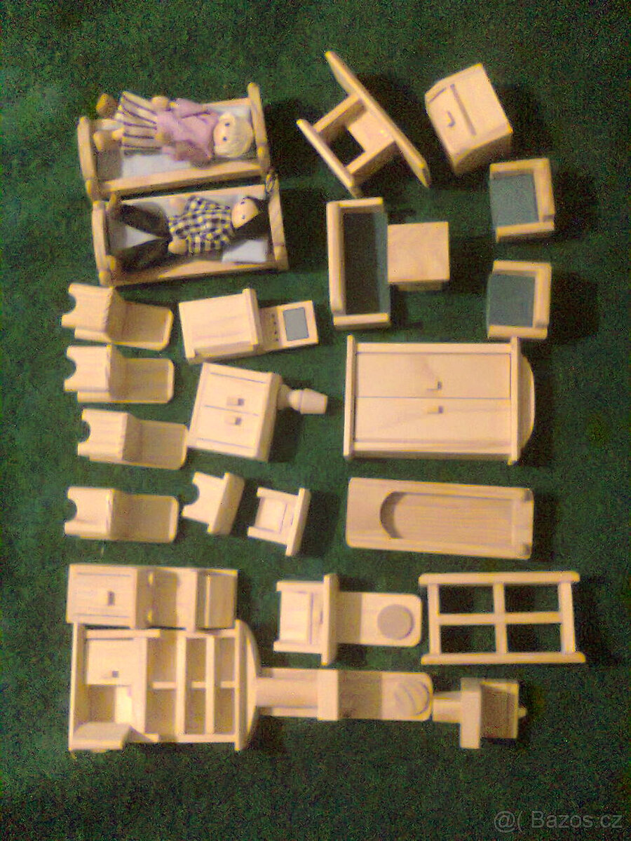 Dřevěný domeček pro panenky - 6