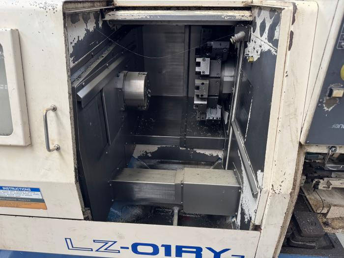 Soustruhy - CNC LZ 02RY - 6