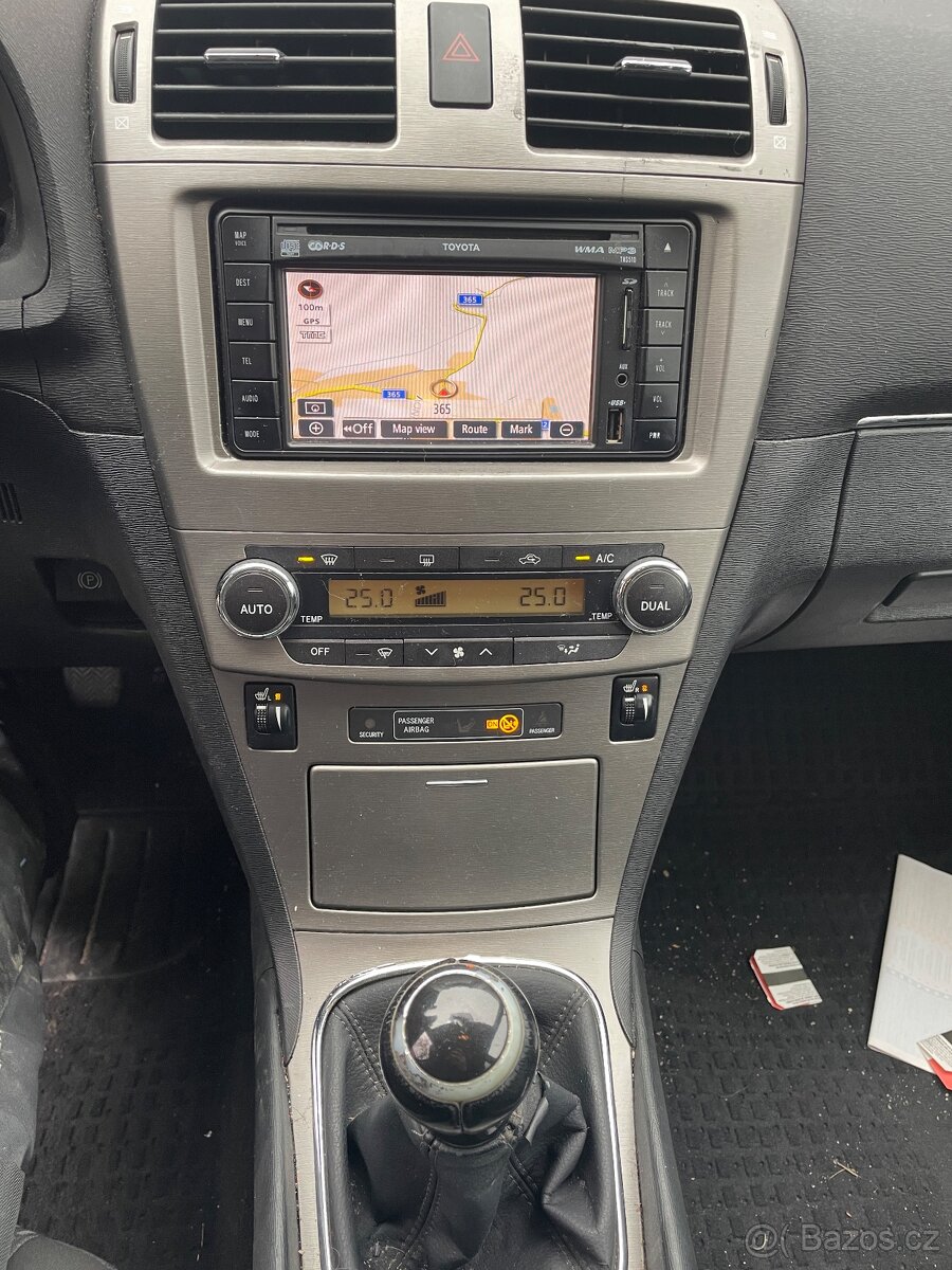 toyota Avensis combi---T27-2011--náhradní díly - 6