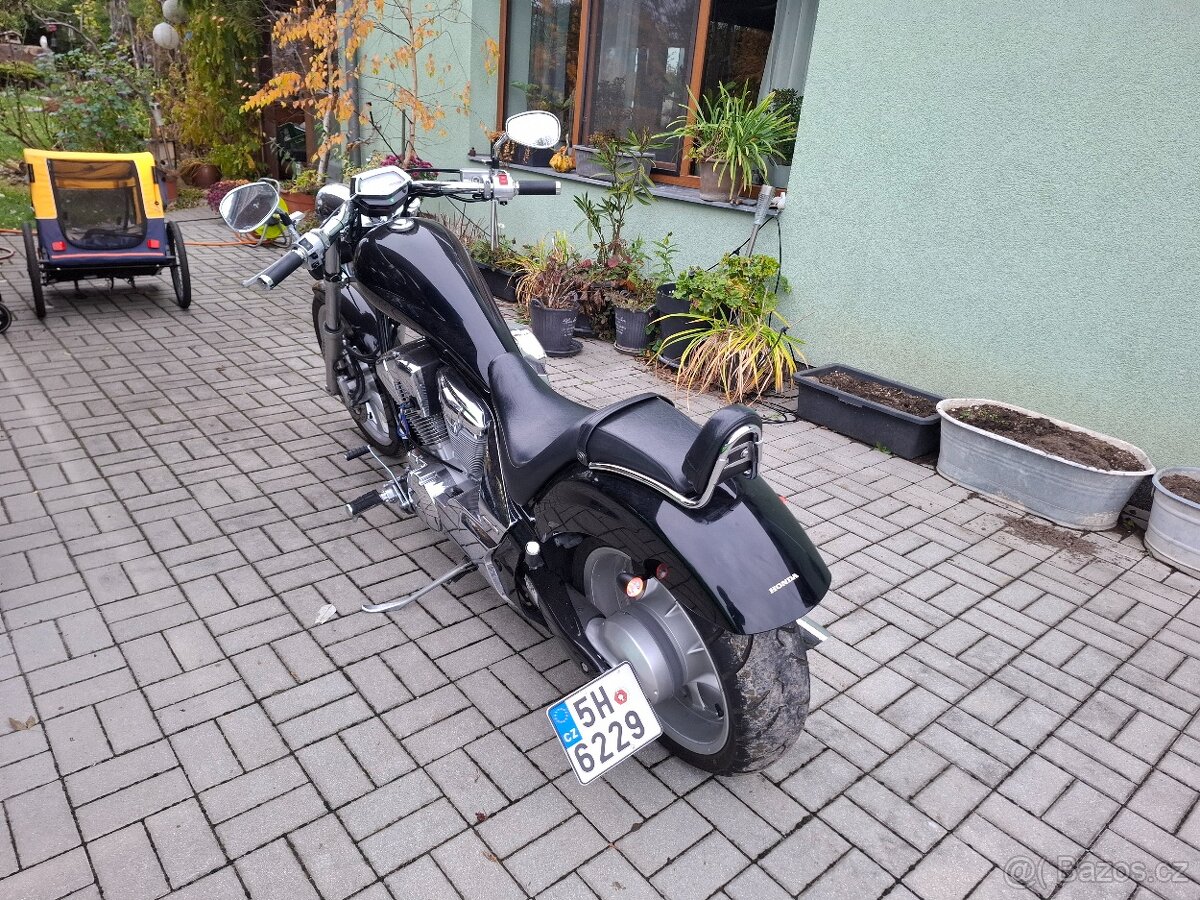 Honda VT 1300 fury - 6