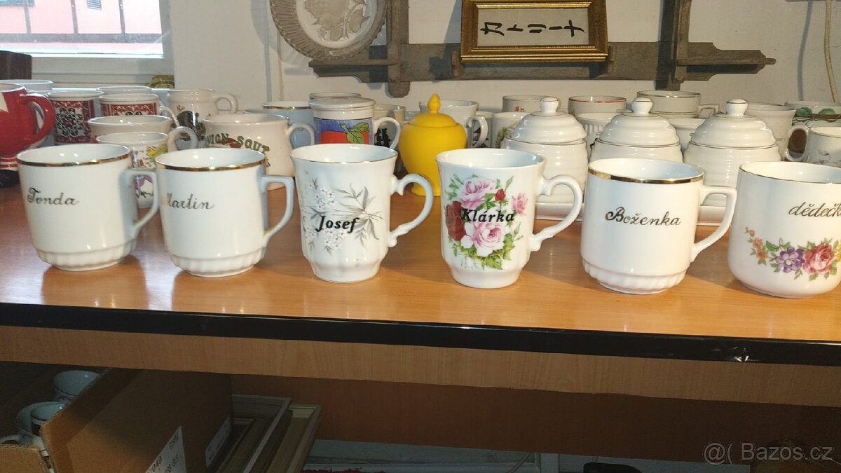 Sbírka porcelánových a keramickych hrníčků - 6