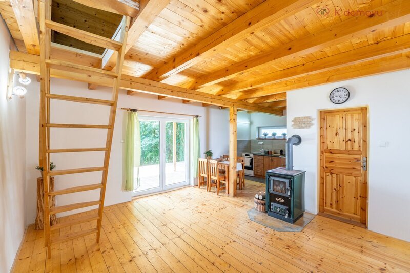 Prodej chaty 2+kk Kunovice, osada Stará Hora, celkem pozemek - 6