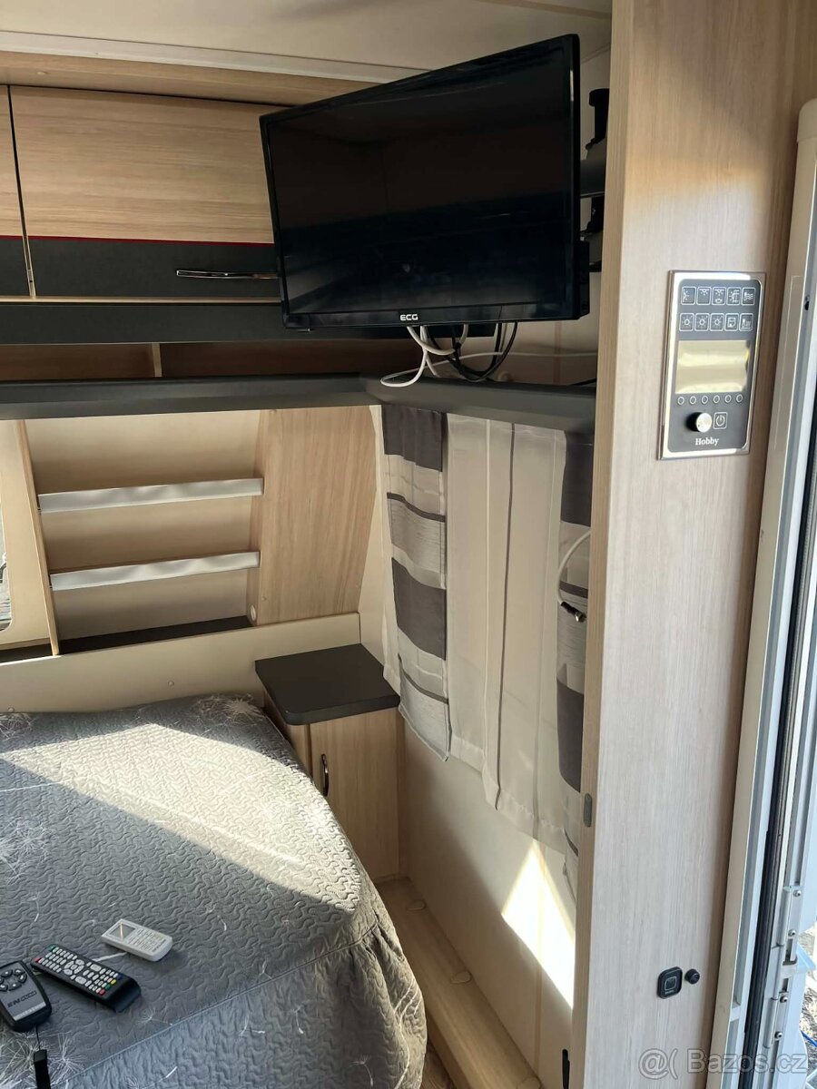 karavan HOBBY 545 KMF DE LUXE - 6