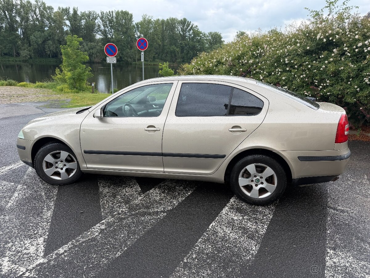 Škoda Octavia 1,6 85kw - NOVÁ STK - 6