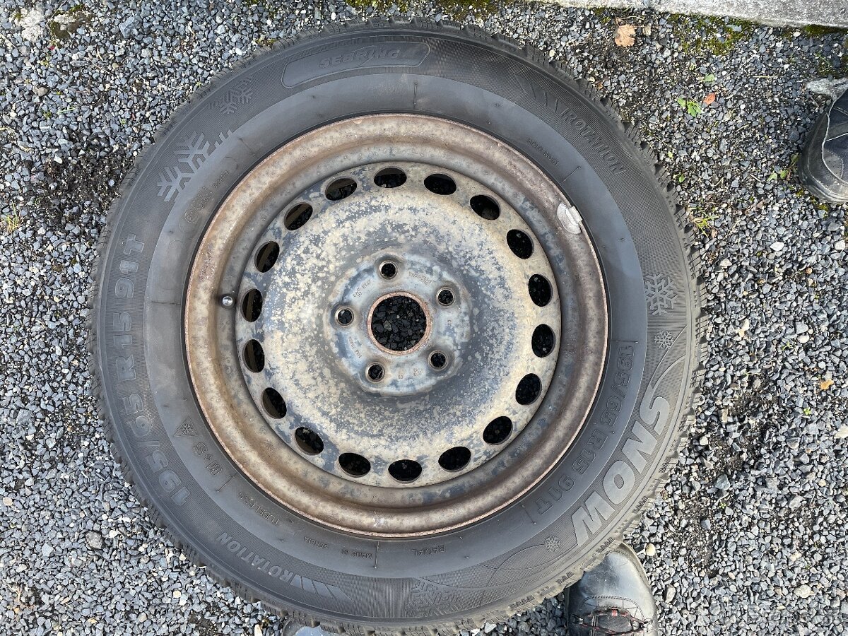 Zimní sada kol - 195/65 R15 Sebring - 5x112 - Škoda - 6