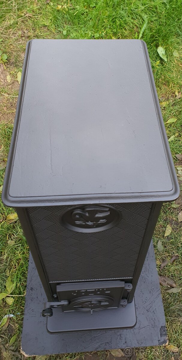 Litinová kamna Jotul F 606 černý lak - 6