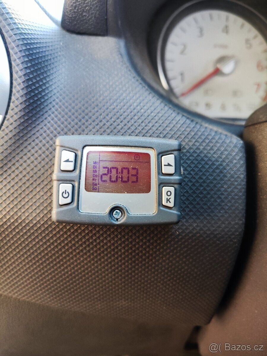 Dacia LOGAN MCV 1,6 Benzin 2011 - 6