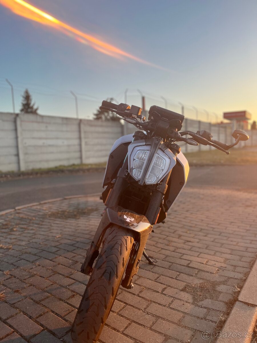 Ktm duke 125 2023 - 6