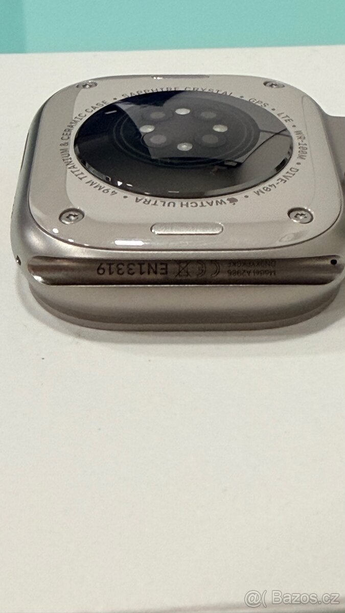 Apple Watch Ultra 2 - 6