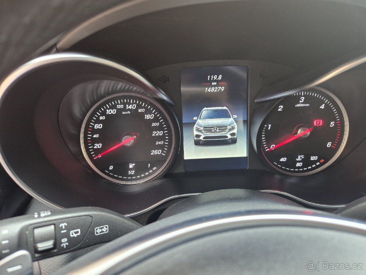 Mercedes-Benz GLC 220d 4Matic - 6