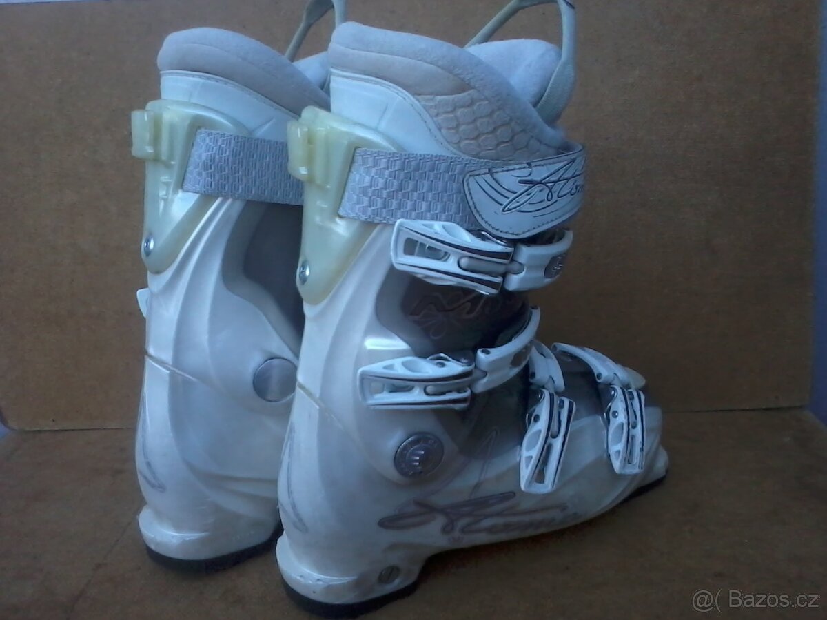 Lyžákydámské Atomic 24,5 - 6