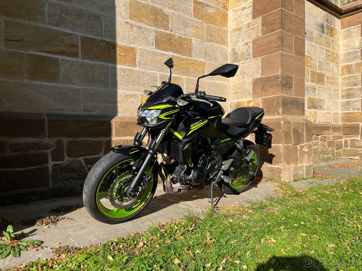 Kawasaki Z650 - 6