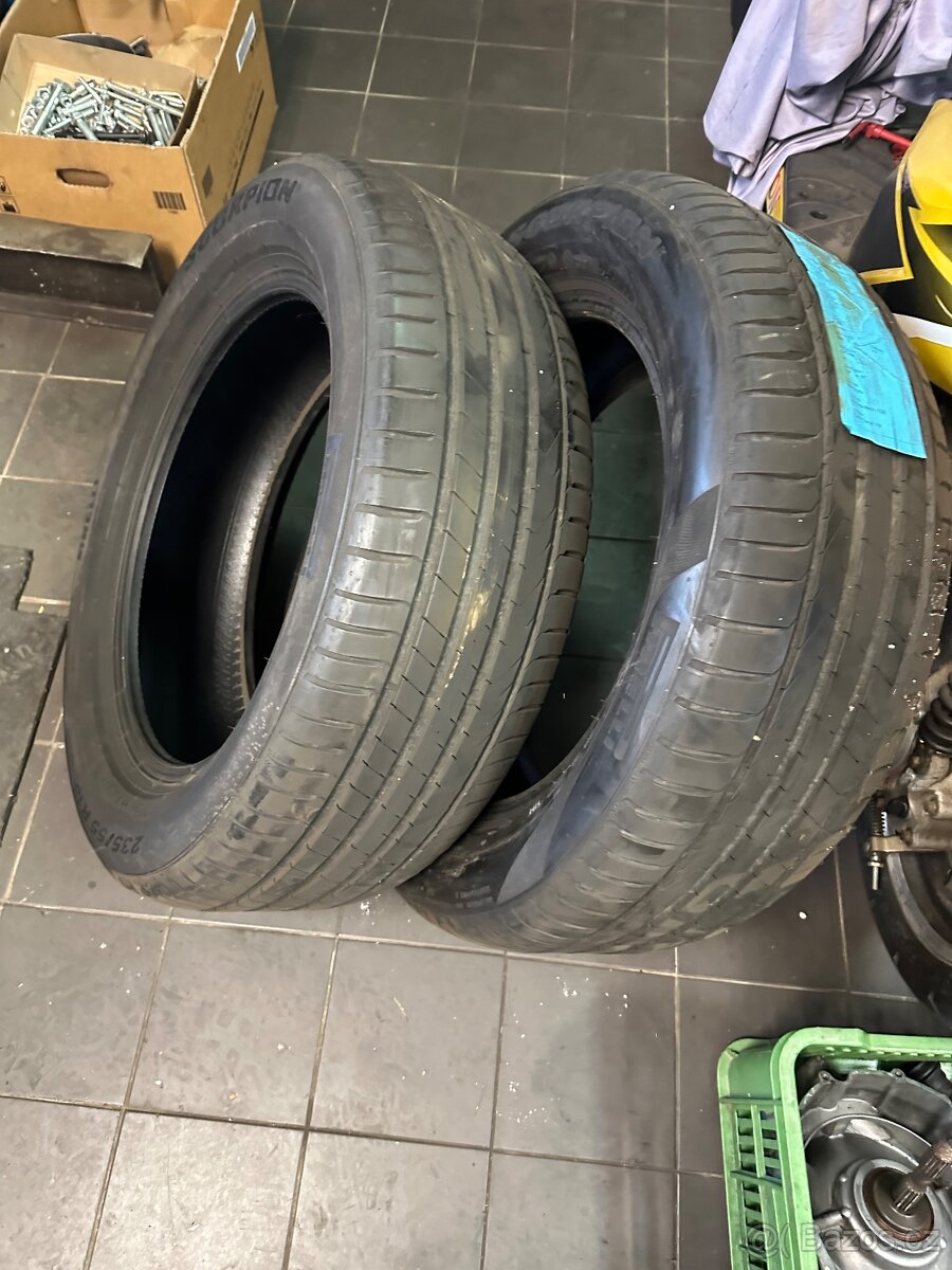 Letní Pneu 235/55/18 - 6