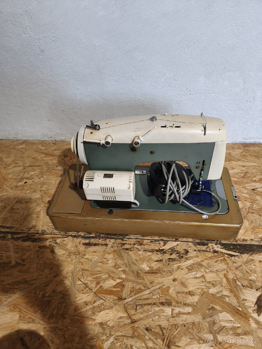 šicí stroj - 6