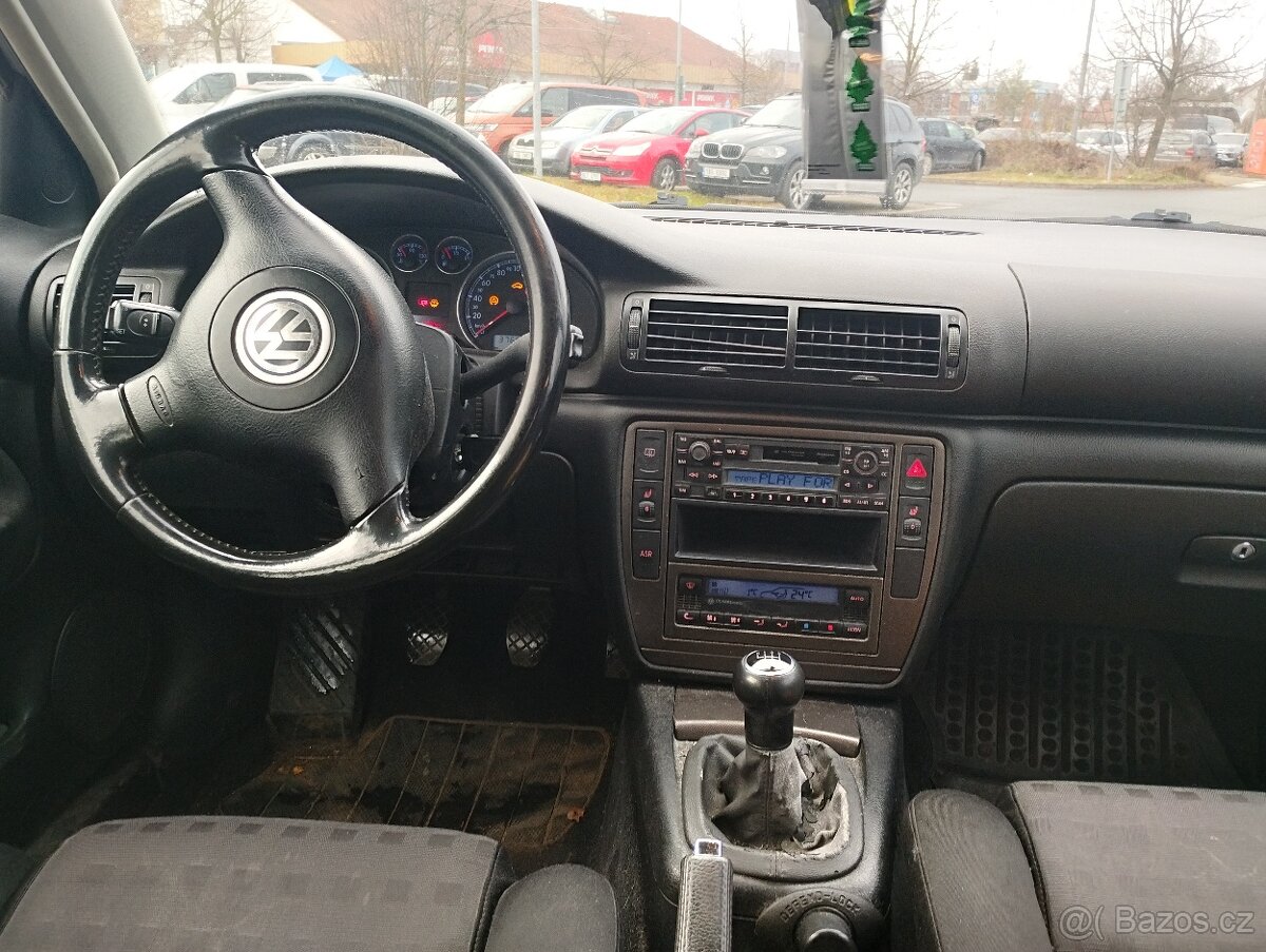 VW Passat 1,9 TDI combi - 6