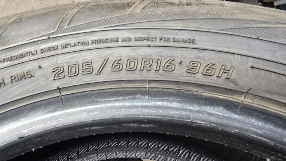 Zimní pneu 205/60/16 Falken - 6