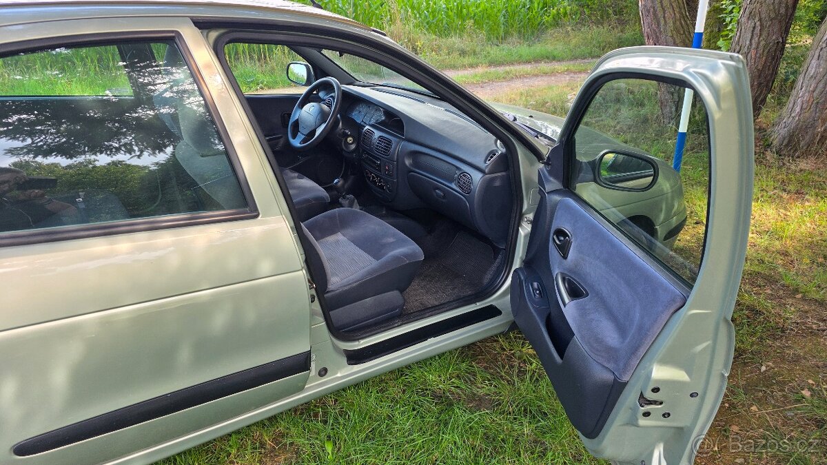 Renault megane 1, 6 16v - 6