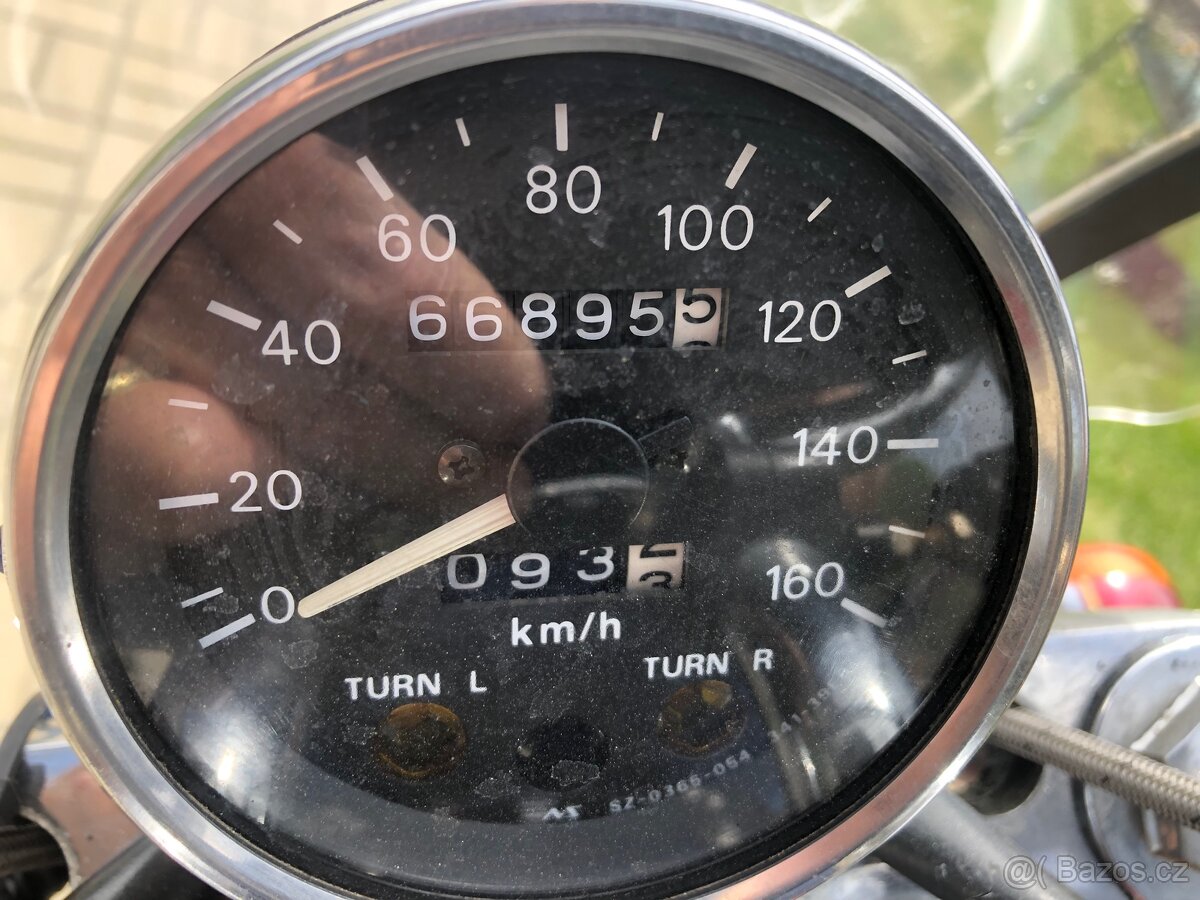 Suzuki Intruder VS400 - 6