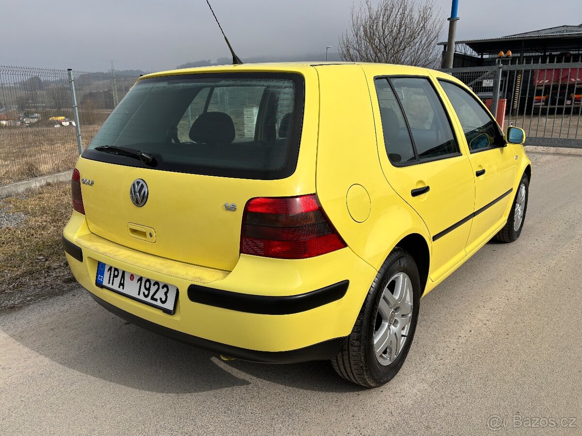 VW Golf IV 1.6 i - 6