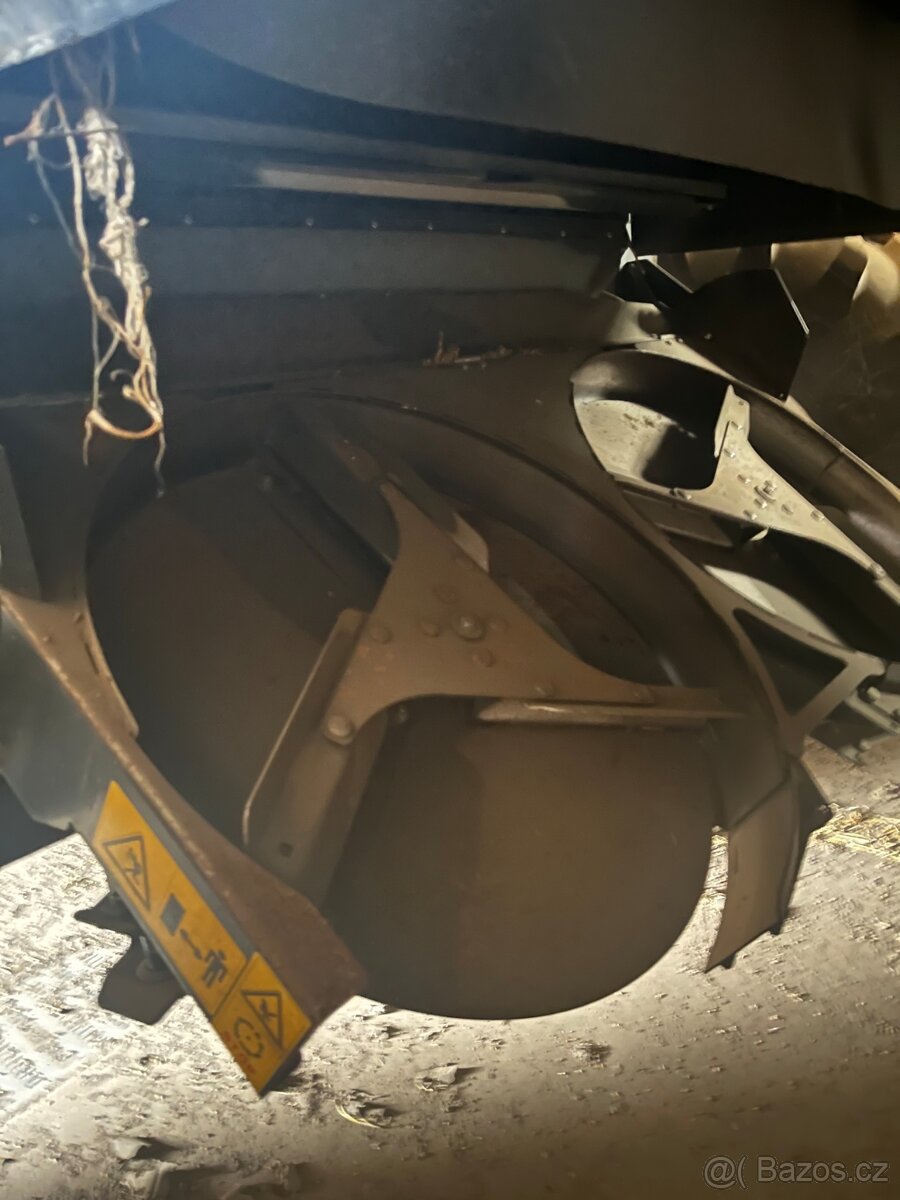 New Holland CX 8.90 - 6