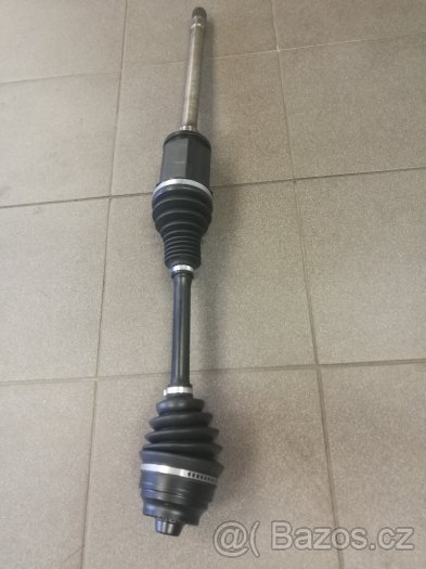 Přední poloosy BMW X-Drive. - 6